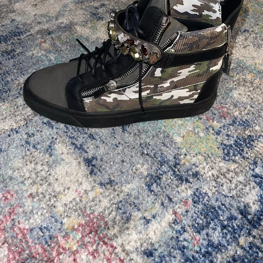 Men Giuseppi Zanotti Camo Sneakers - Picture 7 of 8